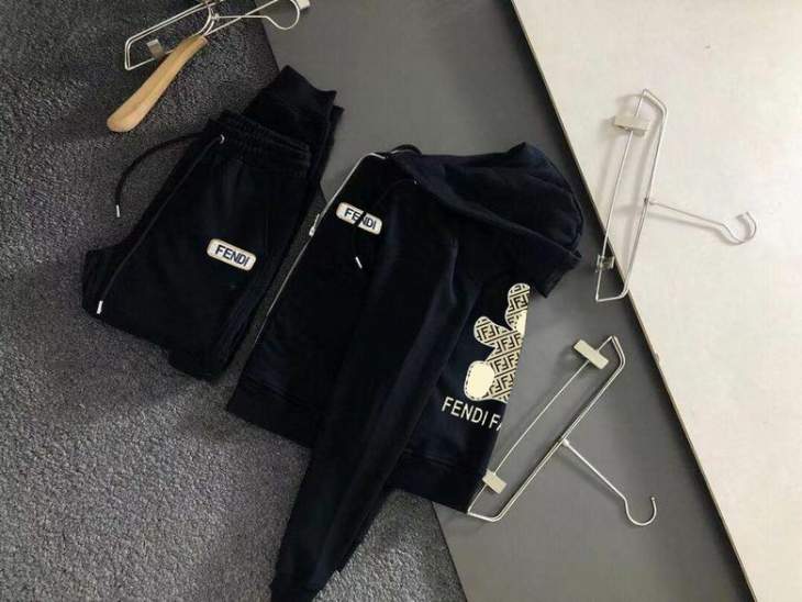 Picture of Fendi Sweater Suits _SKUFendiM-5XLkdtn9339253